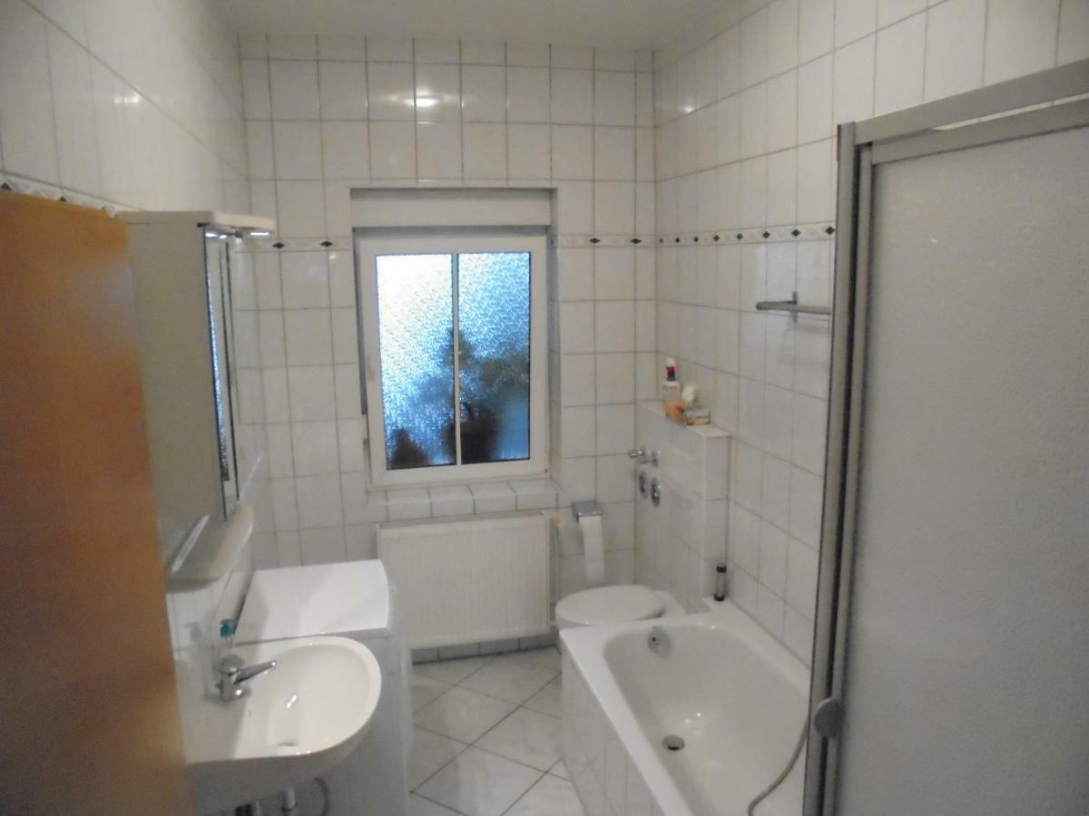 Ferienwohnung Mit Terasse Oberhausen  Exterior foto